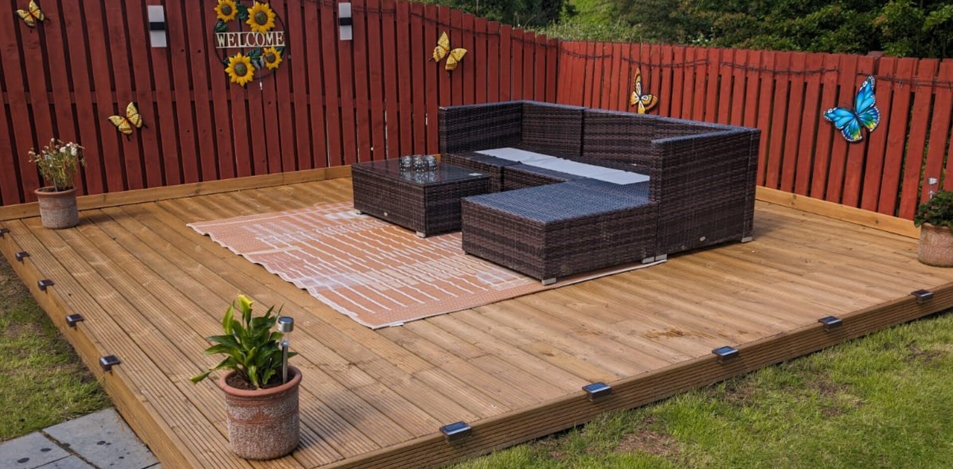 Timber Decking with Garden Seating